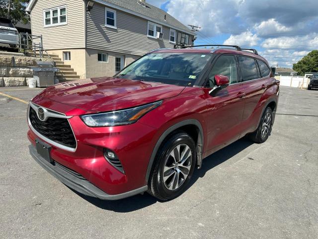 2021 TOYOTA HIGHLANDER XLE, 