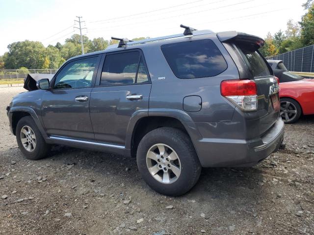 JTEBU5JR5D5117150 - 2013 TOYOTA 4RUNNER SR5 ნაცრისფერი ფოტო 2