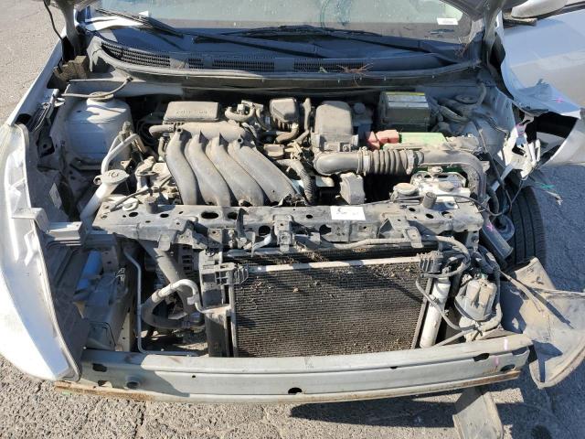 3N1CN7AP3JL875969 - 2018 NISSAN VERSA S Gümüş foto 11