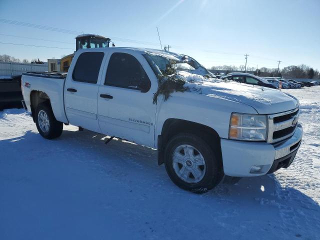 3GCEK23379G272376 - 2009 CHEVROLET SILVERADO K1500 LT WHITE photo 4