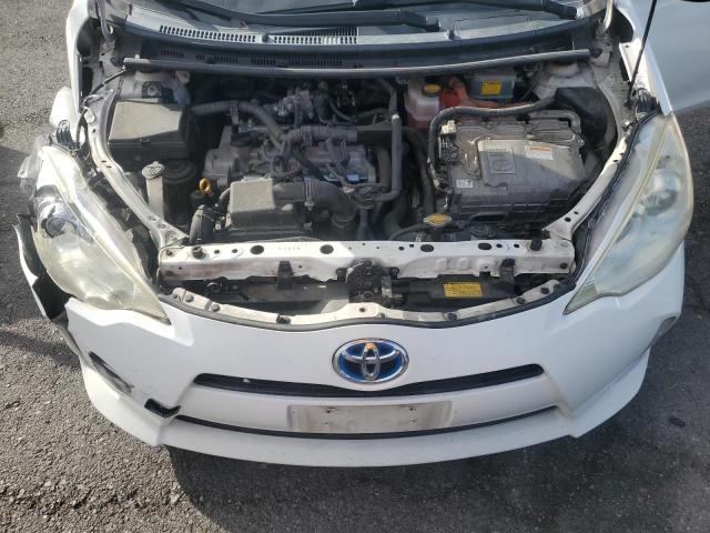 JTDKDTB37D1556909 - 2013 TOYOTA PRIUS C WHITE photo 11