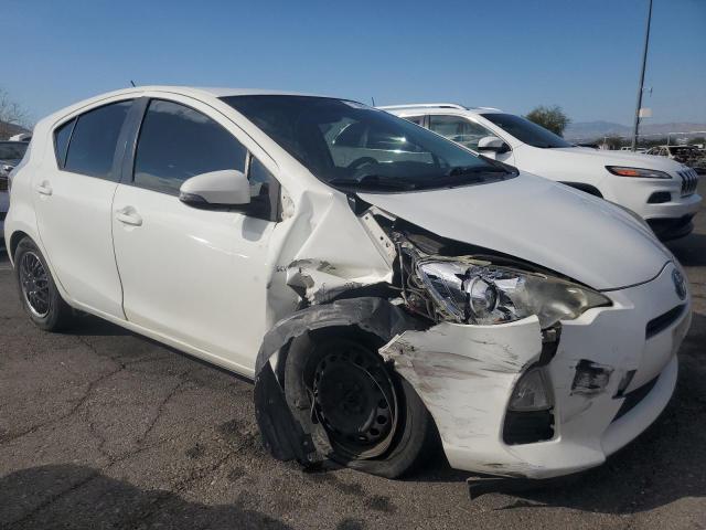 JTDKDTB37D1556909 - 2013 TOYOTA PRIUS C WHITE photo 4
