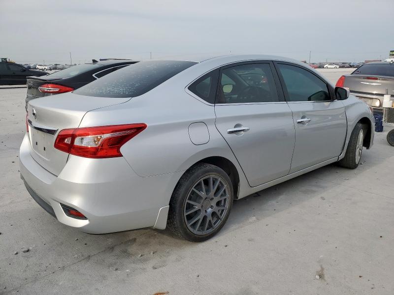 3N1AB7AP6JY209174 - 2018 NISSAN SENTRA S ვერცხლისფერი ფოტო 3