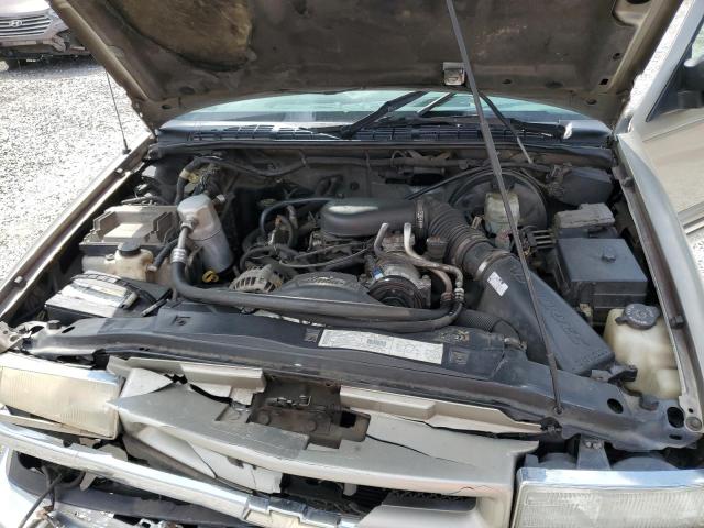 1GNCS13W512145867 - 2001 CHEVROLET BLAZER SILVER photo 12