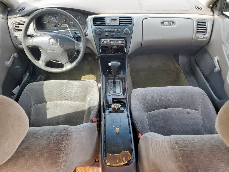 1HGCF86621A107246 - 2001 HONDA ACCORD VALUE GRAY photo 8