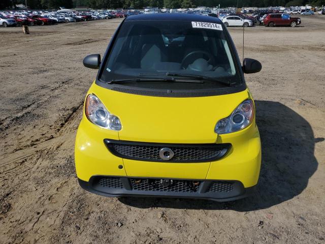 WMEEJ3BAXDK656650 - 2013 SMART FORTWO PURE YELLOW photo 5