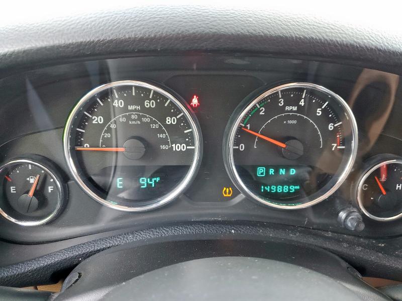 1C4BJWEG7FL528236 - 2015 JEEP WRANGLER U SAHARA BLACK photo 9