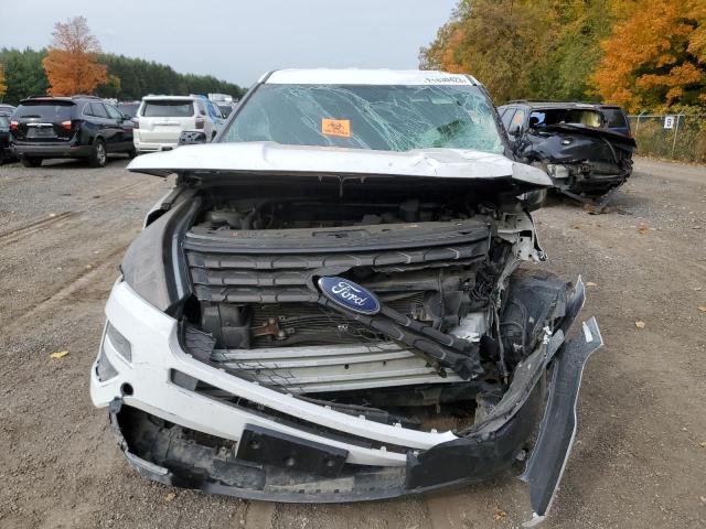 1FM5K8AR5HGD08372 - 2017 FORD EXPLORER POLICE INTERCEPTOR Սպիտակ լուսանկար 5