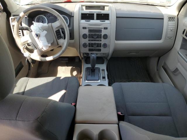 1FMCU03769KB21543 - 2009 FORD ESCAPE XLT WHITE photo 8