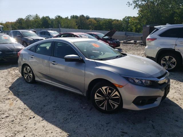 19XFC1E37JE002752 - 2018 HONDA CIVIC EX SILVER photo 4