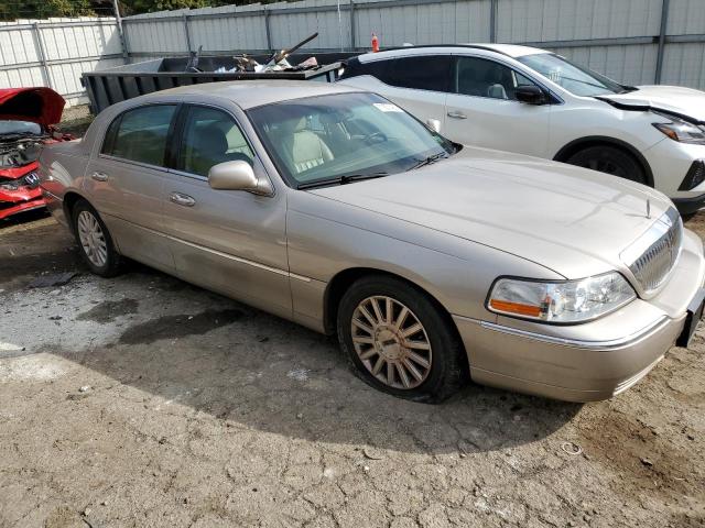1LNHM81W93Y626429 - 2003 LINCOLN TOWN CAR EXECUTIVE GRAY photo 4