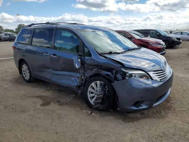 5TDDZ3DC9HS183579 - 2017 TOYOTA SIENNA XLE 蓝色 照片 4