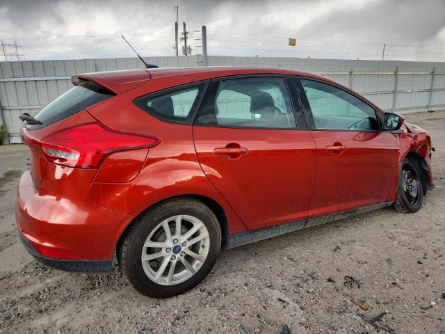 1FADP3K2XJL331171 - 2018 FORD FOCUS SE RED photo 3