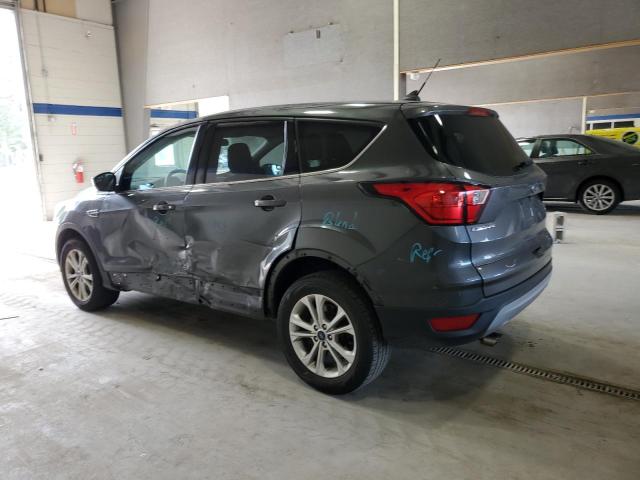 1FMCU9GD0KUB06731 - 2019 FORD ESCAPE SE ნაცრისფერი ფოტო 2