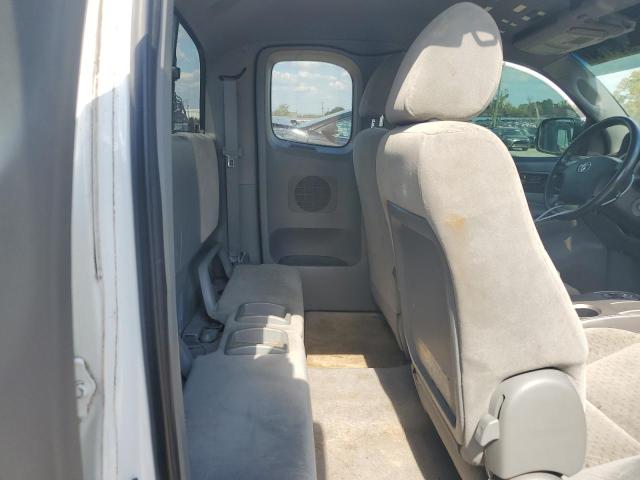 5TETU62N08Z513581 - 2008 TOYOTA TACOMA PRERUNNER ACCESS CAB WHITE photo 10