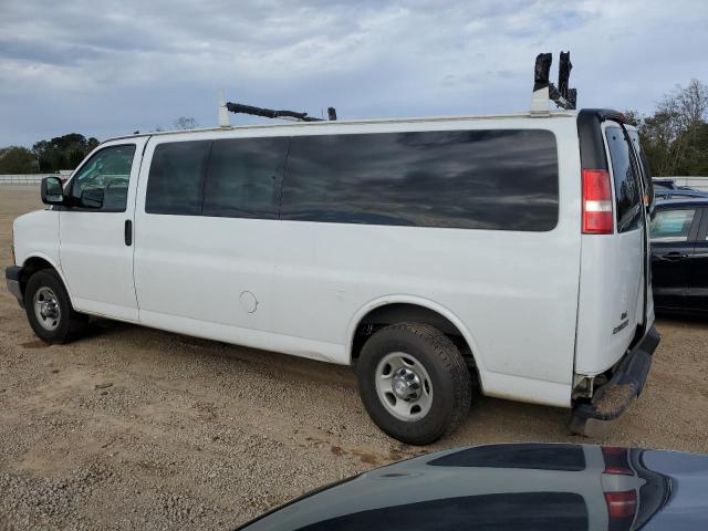 1GAZGPFG0H1130830 - 2017 CHEVROLET EXPRESS G3 LT WHITE photo 2