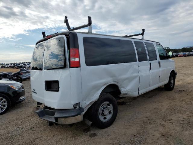 1GAZGPFG0H1130830 - 2017 CHEVROLET EXPRESS G3 LT WHITE photo 3