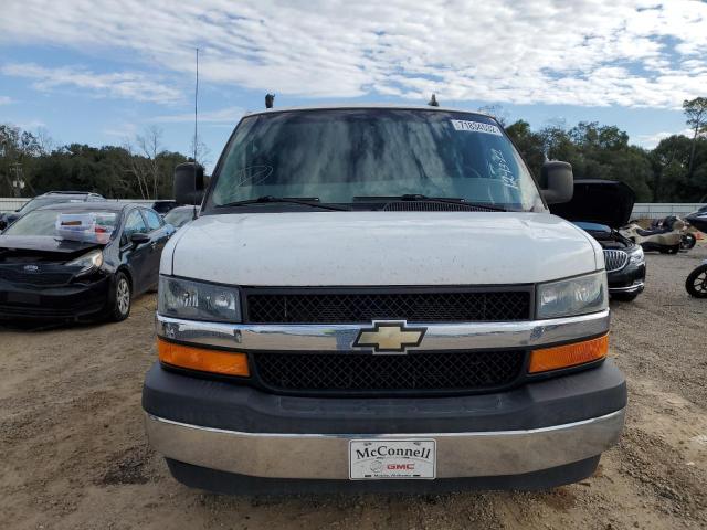 1GAZGPFG0H1130830 - 2017 CHEVROLET EXPRESS G3 LT WHITE photo 5