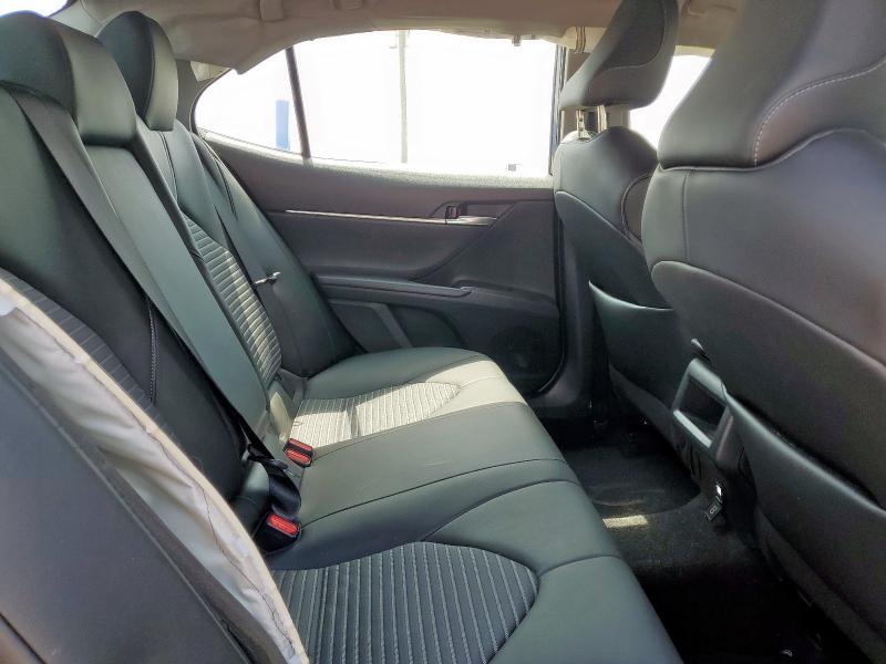 4T1T11AK5NU049626 - 2022 TOYOTA CAMRY SE Чорний фото 10