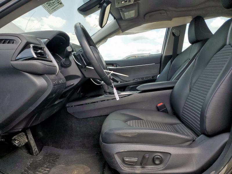 4T1T11AK5NU049626 - 2022 TOYOTA CAMRY SE Чорний фото 7