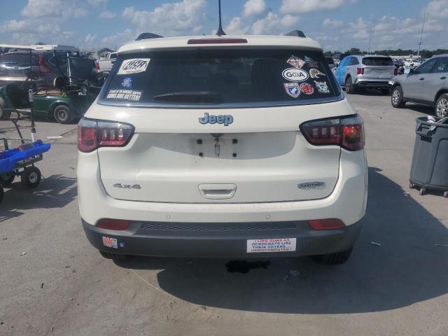 3C4NJDBB1JT333224 - 2018 JEEP COMPASS LATITUDE Blanco foto 6