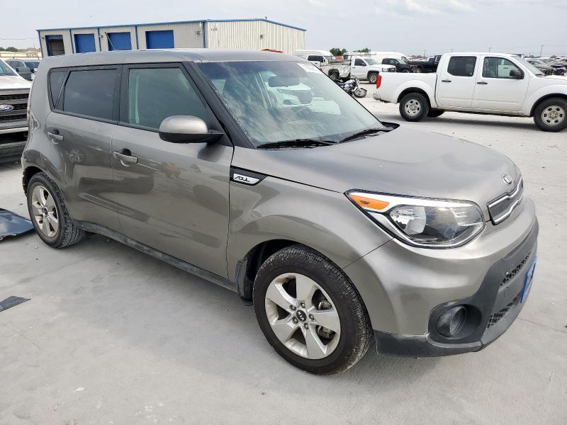 KNDJN2A22K7000853 - 2019 KIA SOUL GRAY photo 4
