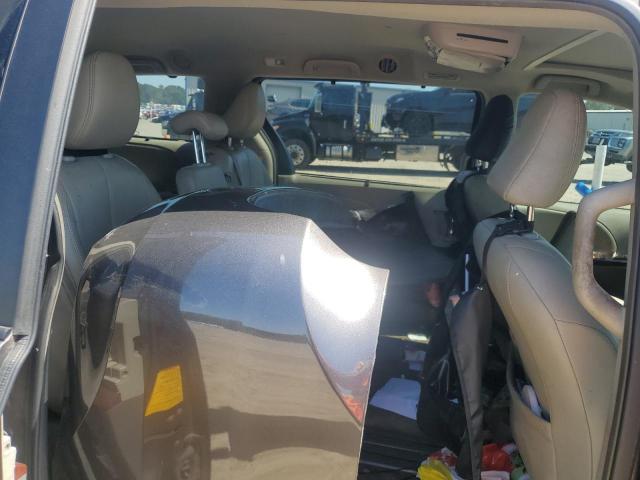 5TDYK3DC0DS385873 - 2013 TOYOTA SIENNA XLE GRAY photo 11