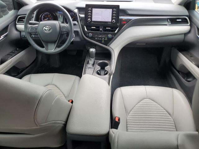 4T1G11AK2NU677595 - 2022 TOYOTA CAMRY SE WHITE photo 8