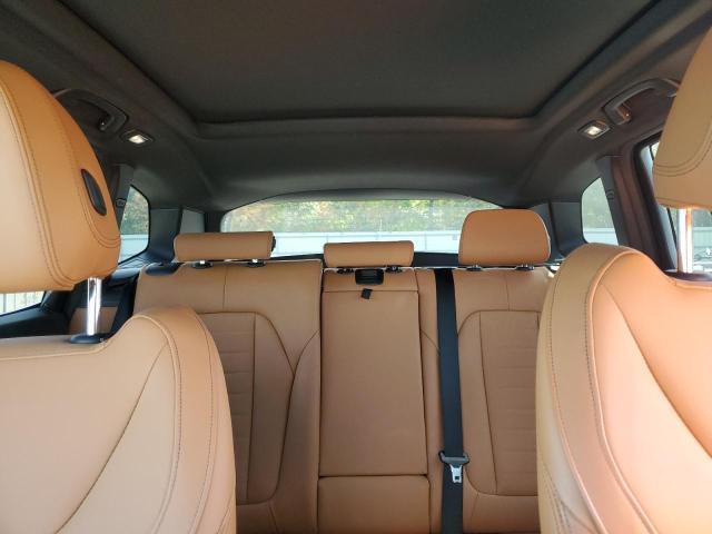 5UXTR9C53KLP81109 - 2019 BMW X3 XDRIVE30I WHITE photo 10