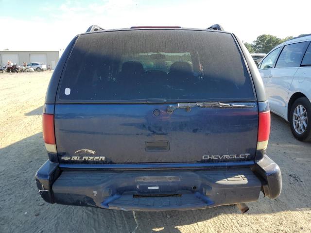 1GNDT13W9Y2282533 - 2000 CHEVROLET BLAZER BLUE photo 6