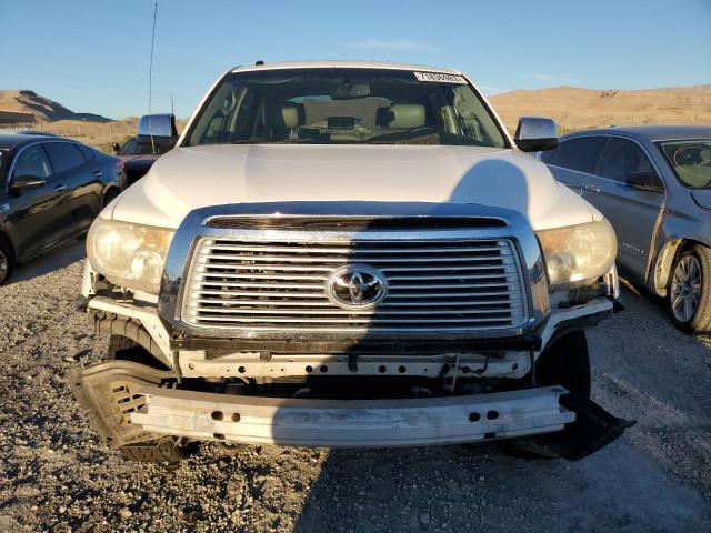 5TFHY5F11CX213012 - 2012 TOYOTA TUNDRA CREWMAX LIMITED WHITE photo 5