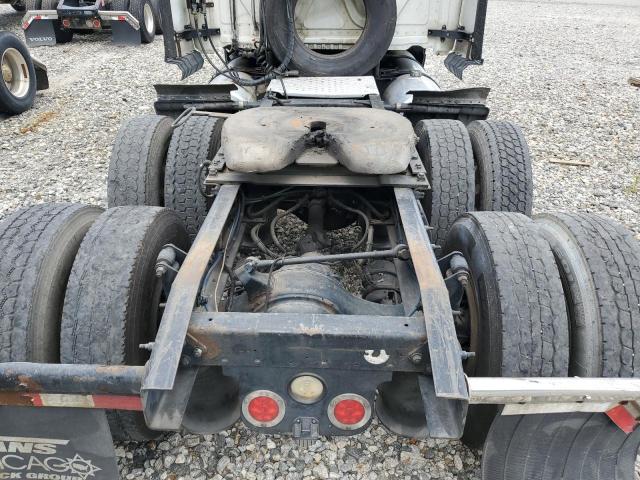 1FUJGLD5XGLHE3692 - 2016 FREIGHTLINER CASCADIA 1 Білий фото 9