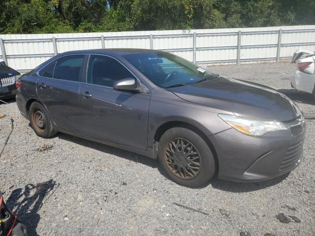 4T4BF1FK2GR563576 - 2016 TOYOTA CAMRY LE GRAY photo 4