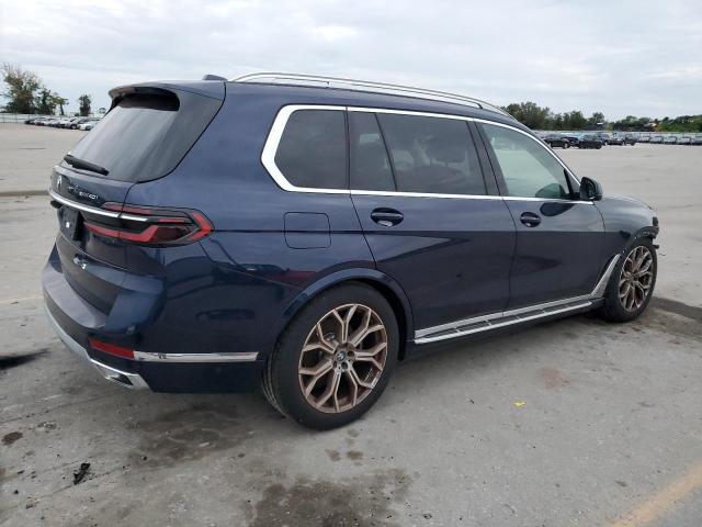 5UX23EM07P9N82223 - 2023 BMW X7 XDRIVE40I BLUE photo 3