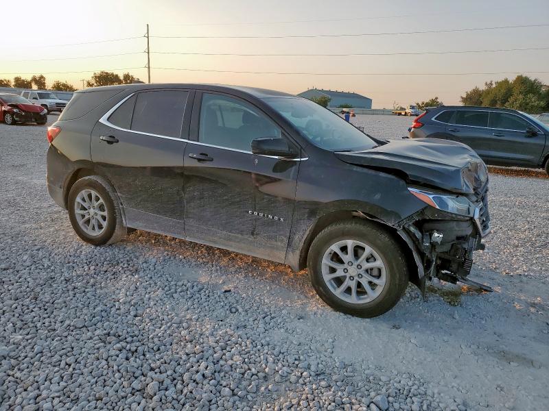 3GNAXJEV7JL100523 - 2018 CHEVROLET EQUINOX LT Czarny zdjęcie 4