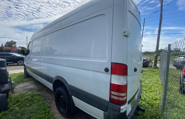 WD3PE8CC6D5795143 - 2013 MERCEDES-BENZ SPRINTER 2500 WHITE photo 3