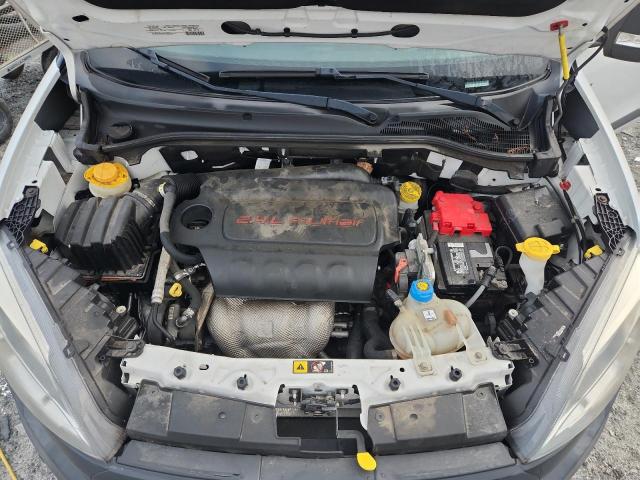 ZFBERFAB3J6L85473 - 2018 RAM PROMASTER CITY Белый фото 12