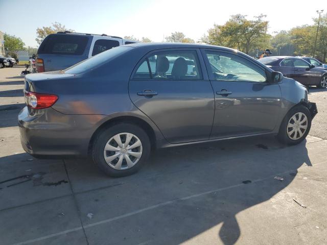 2T1BU4EE3DC108276 - 2013 TOYOTA COROLLA BASE GRAY photo 3