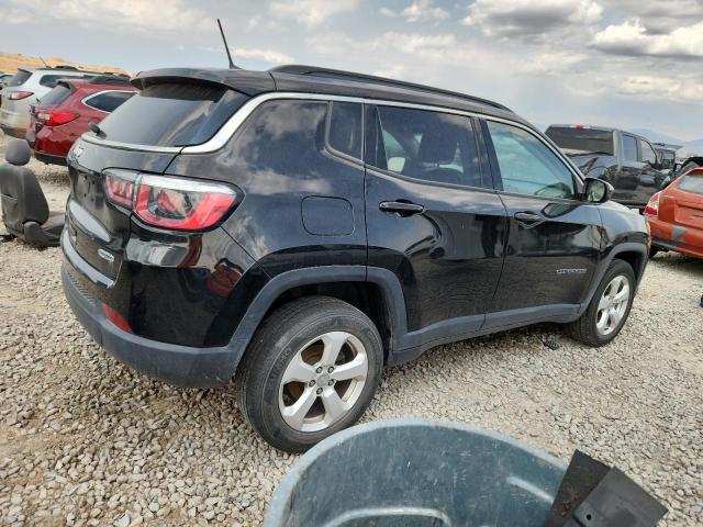 3C4NJDBB1JT422954 - 2018 JEEP COMPASS LATITUDE BLACK photo 3