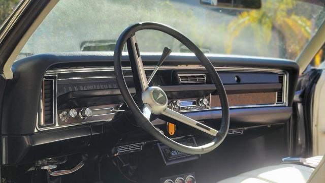 266578C107782 - 1968 PONTIAC GRAND PRIX GRAY photo 5