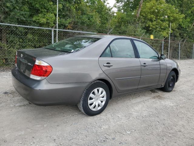 4T1BE30KX5U628303 - 2005 TOYOTA CAMRY LE 灰色 照片 3