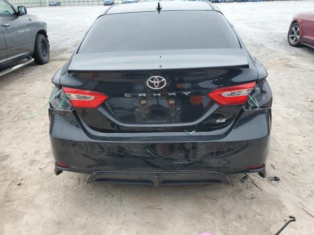 4T1G11AK8LU306003 - 2020 TOYOTA CAMRY SE 黑色 照片 6