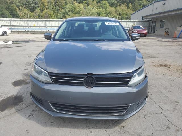 3VWDP7AJ1DM452438 - 2013 VOLKSWAGEN JETTA SE GRAY photo 5