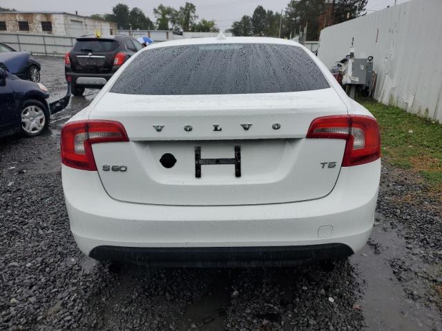 YV1622FS5C2114085 - 2012 VOLVO S60 T5 WHITE photo 6