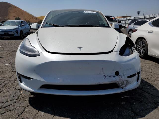7SAYGDEE2RA261302 - 2024 TESLA MODEL Y 白色 照片 5