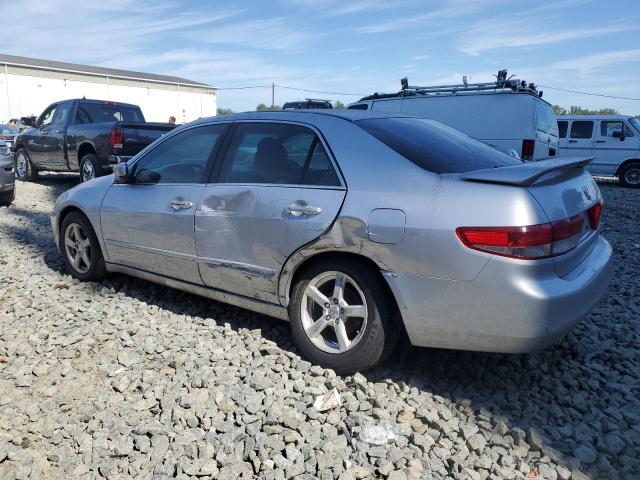 1HGCM56663A132805 - 2003 HONDA ACCORD EX SILVER photo 2