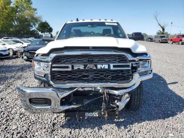 3C6MR5AJ9NG272763 - 2022 RAM 2500 TRADESMAN Weiß Foto 5