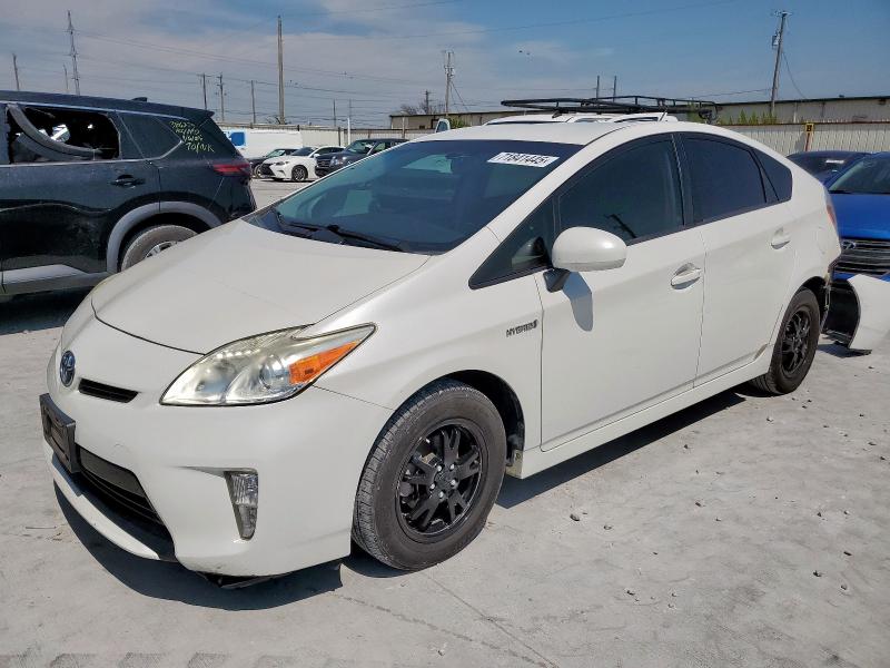 2013 TOYOTA PRIUS, 