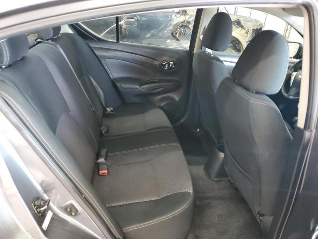 3N1CN7AP4KL859880 - 2019 NISSAN VERSA S GRAY photo 10