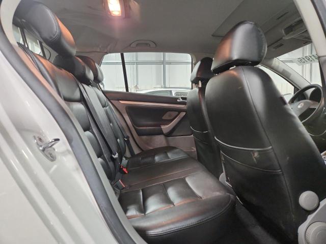 WVWDA71K88W119477 - 2008 VOLKSWAGEN RABBIT WHITE photo 10